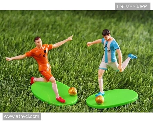 足球明星模型手办图赏析与收藏指南让你领略足球魅力与艺术结合之美